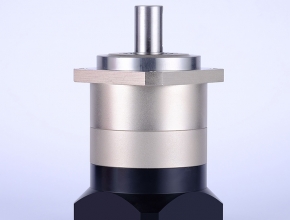 AF090 斜齒高精度行星減速機(jī)