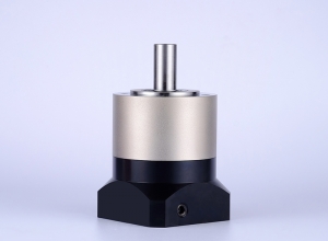 AE155 斜齒高精度行星減速機(jī)